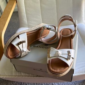 Women’s sandals, size 8M, $20